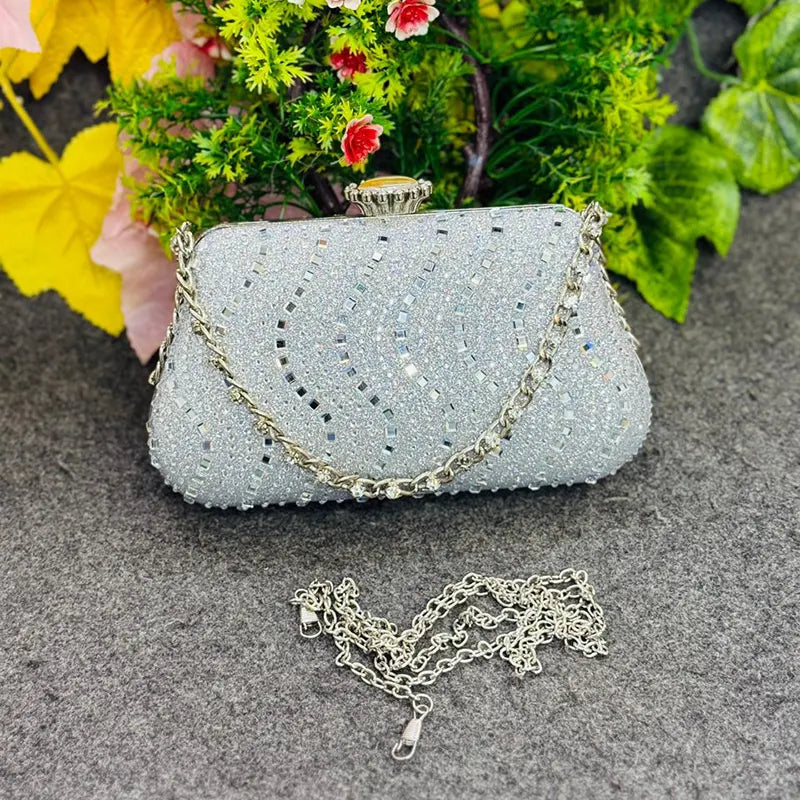 New Imported Elegant Silver Glitter Clutch Party Bag with Chain Strap