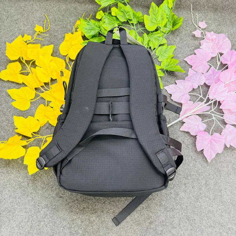 RUN Series Black Backpack ā Bold & Durable for Everyday Adventures