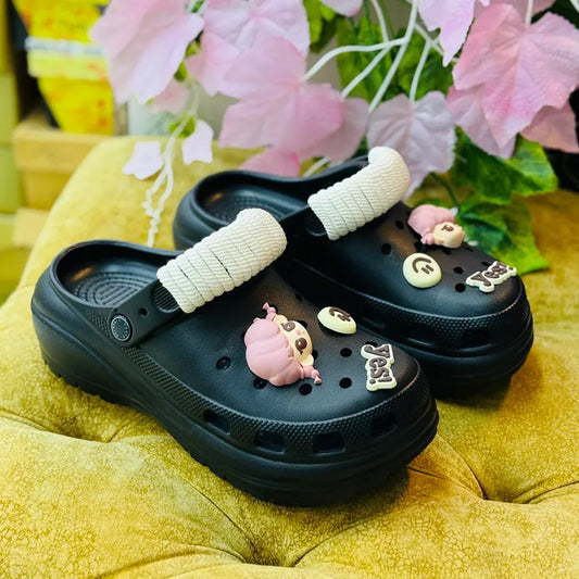 Black Platform Clogs with Cute Cartoon Charms – Comfy & Stylish Slip-Ons