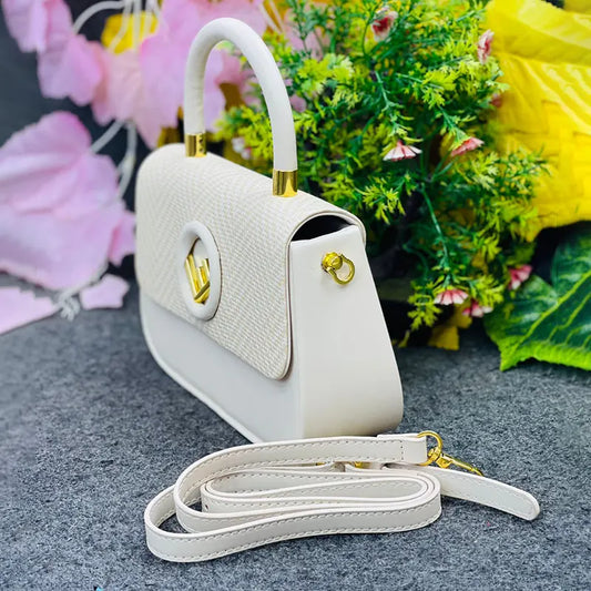 New Elegant White Textured Handbag with Gold Accents & Detachable Strap