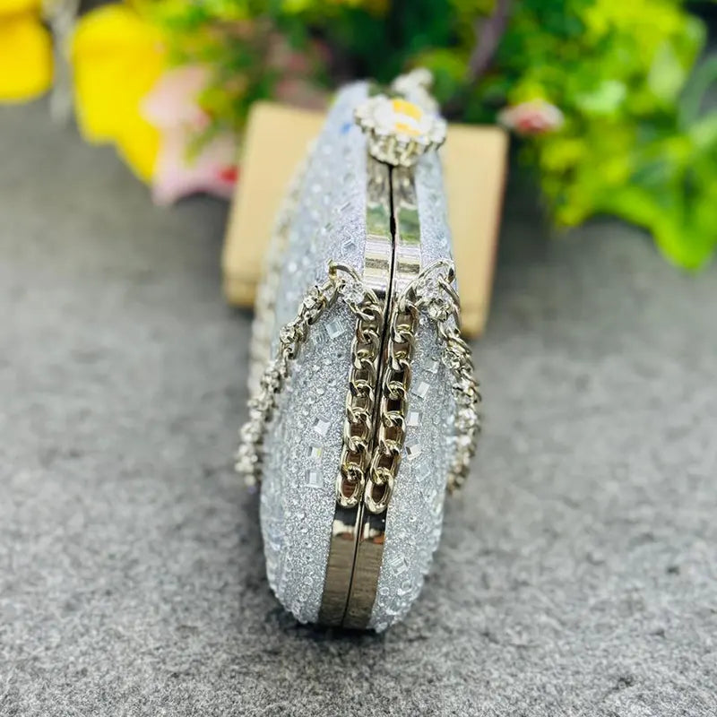 New Imported Elegant Silver Glitter Clutch Party Bag with Chain Strap